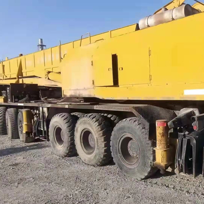 KYB Hydraulische cilinder gebruikt Kato NK-250E NK-500E NK-800E 80T vrachtwagen kraan in Shanghai