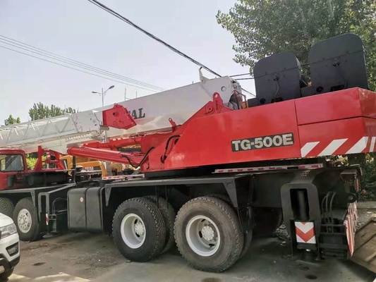 TG-500E Vrachtwagenkraan Mobiele kraan QY25K QY25KA QY50KA QY50K QY70K QY70KA QY100K STC500 in Shanghai