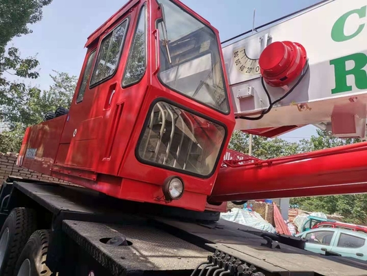 TG-500E Vrachtwagenkraan Mobiele kraan QY25K QY25KA QY50KA QY50K QY70K QY70KA QY100K STC500 in Shanghai