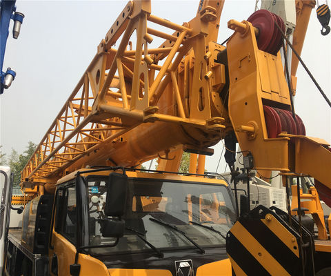 Maximale hefhoogte 51,2 m Gebruikte vrachtwagenkraan QY50K2 XCT25 QY25K QY50K QY70K QY100K QY130K