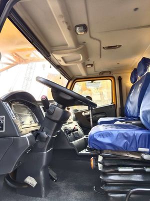 350 KN.m Nominaal hefmoment gebruikt XCM QY70KC vrachtwagenkraan voor zware werkzaamheden