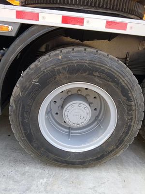 350 KN.m Nominaal hefmoment gebruikt XCM QY70KC vrachtwagenkraan voor zware werkzaamheden