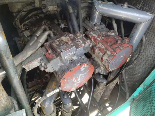 Gebruikte Kobelc cke2500 p h7250 p h7150 p h7080 7090 g 90 t 250 t 150 t kruipkraan uit Japan