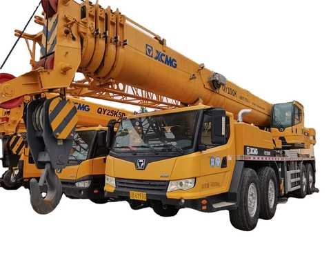 70T mobiele kraan XCMG QY75K Gebruikte vrachtwagenkraan met Liyuan hydraulische cilinder en klep