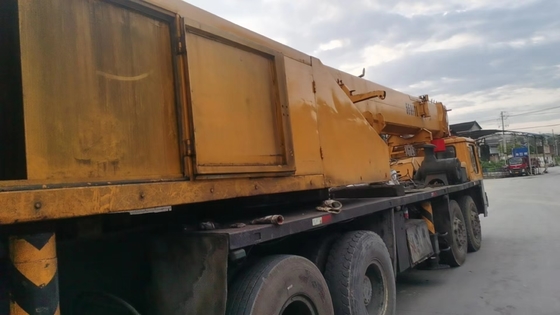 LT1130 LT1070 LT1055 130T 70T 55T 100T vrachtwagen kraan met max. hefhoogte van 48m