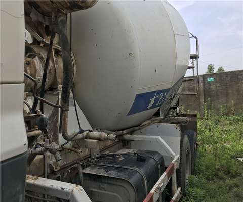 12000 KG Beton Output 12.9L Gebruikte HINO700ZOU Mixer Truck voor de bouw tegen betaalbare prijzen
