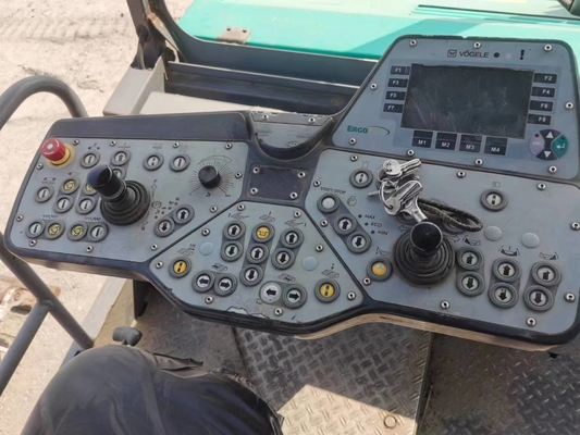 FPT Motor Vogel 1800-2L Pits Paver Construction Machine met goede werkomstandigheden
