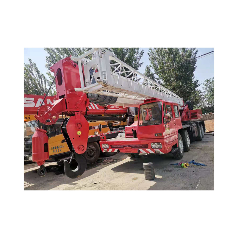 Nissan Hydraulische pomp en klep Japan Originele Tadano TG-500E 50 ton vrachtwagen kraan