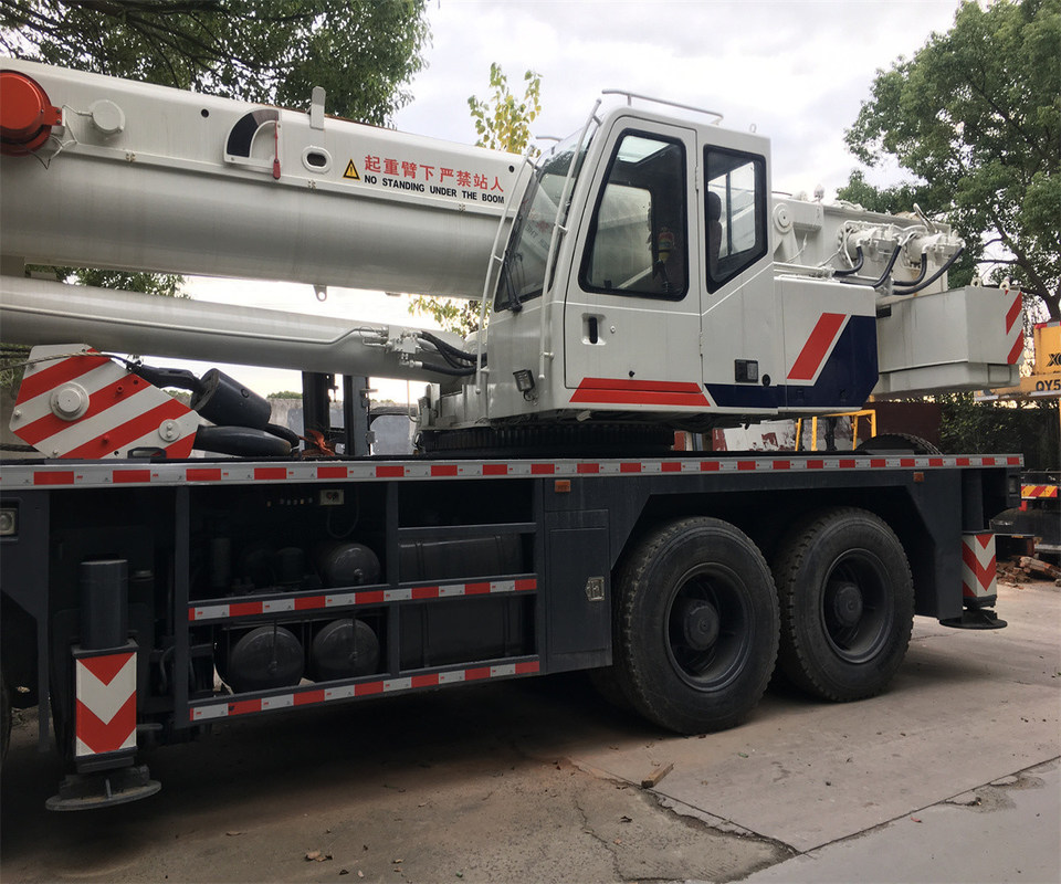 ZOOMLION QAY180 Truck Crane Mobile Crane 70000 kg voor de Chinese bouwmarkt