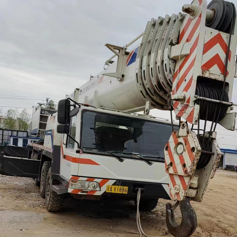150 TON Max. Liftbelasting Gebruikte vrachtwagen kraan ZOOMLIO QY150H QAY220 QAY200 QY130K QY100KC